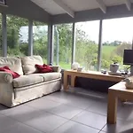 Maison Charmante A Avec Piscine Partagee Charron (Creuse)