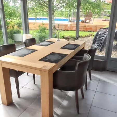 Maison Charmante A Avec Piscine Partagee בית נופש