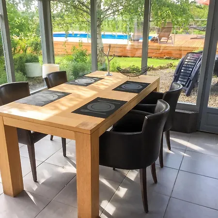 Casa vacanze Maison Charmante à Avec Piscine Partagée *