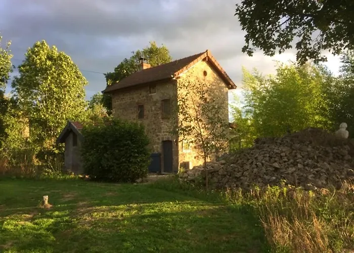 Maison Charmante A Avec Piscine Partagee Ferienhaus