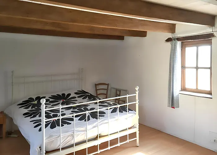 Ferienhaus Maison Charmante A Avec Piscine Partagee