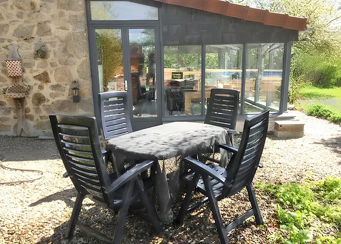 Maison Charmante A Avec Piscine Partagee Ferienhaus Charron (Creuse)