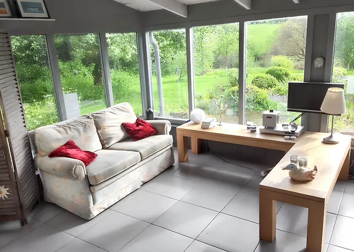 Ferienhaus Maison Charmante A Avec Piscine Partagee Charron (Creuse)