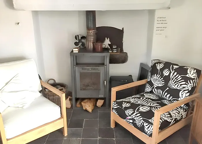 Maison Charmante A Avec Piscine Partagee Charron (Creuse)